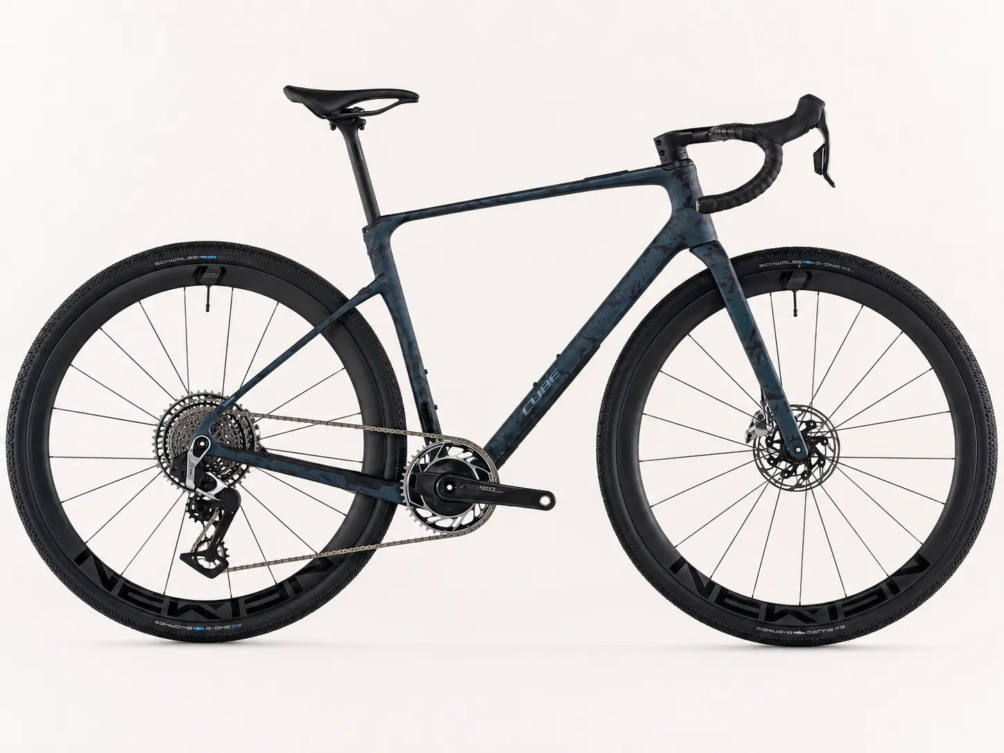 Cube Nuroad C:62 SLT (2025/2026) – High-End Carbon Gravel Bike mit elektronischer SRAM Red/Force AXS