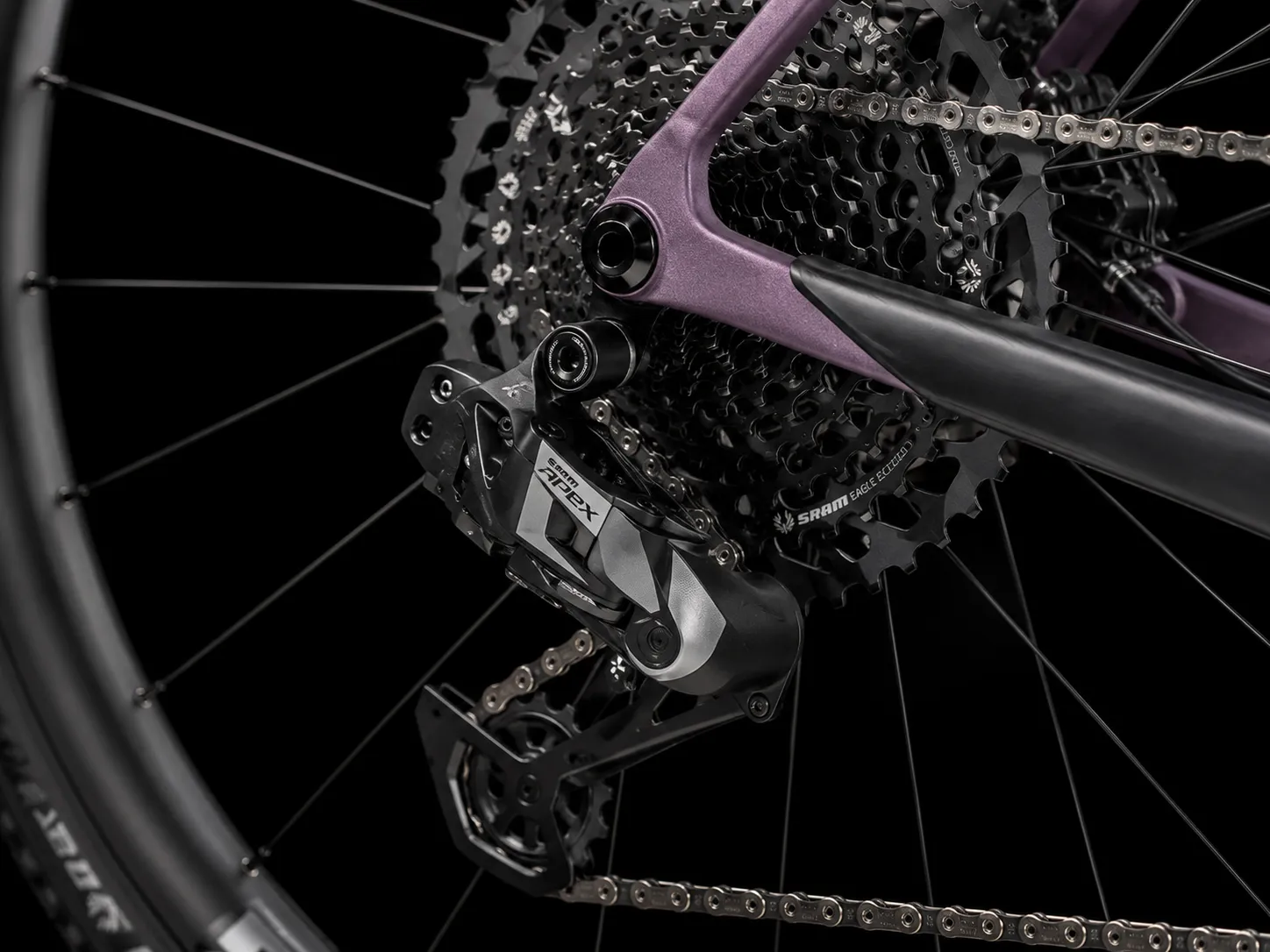 Santa Cruz Stigmata Apex – Carbon CC Gravel Bike mit SRAM Apex Eagle (1x12), RaceFace AR Offset 25 Laufrädern & Maxxis Rambler 45c – Image 3