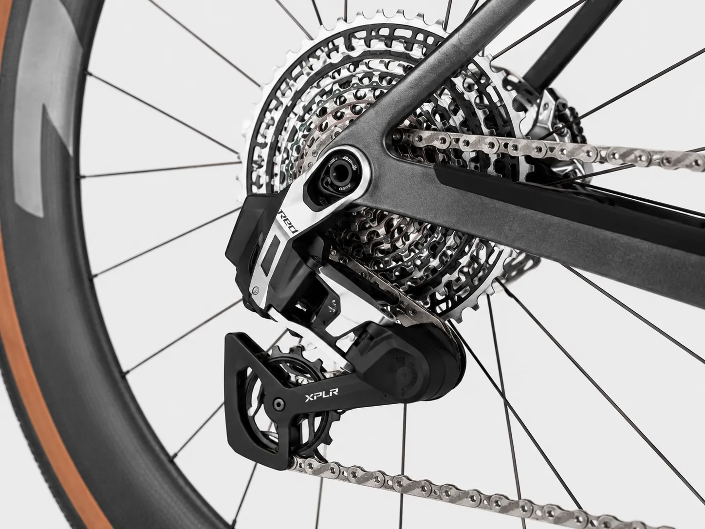 Canyon Grail CFR AXS – Ultra-Light Carbon Gravel Bike mit SRAM RED XPLR AXS (13-fach), Powermeter & Zipp 303 XPLR SW Carbon-Laufrädern – Image 3