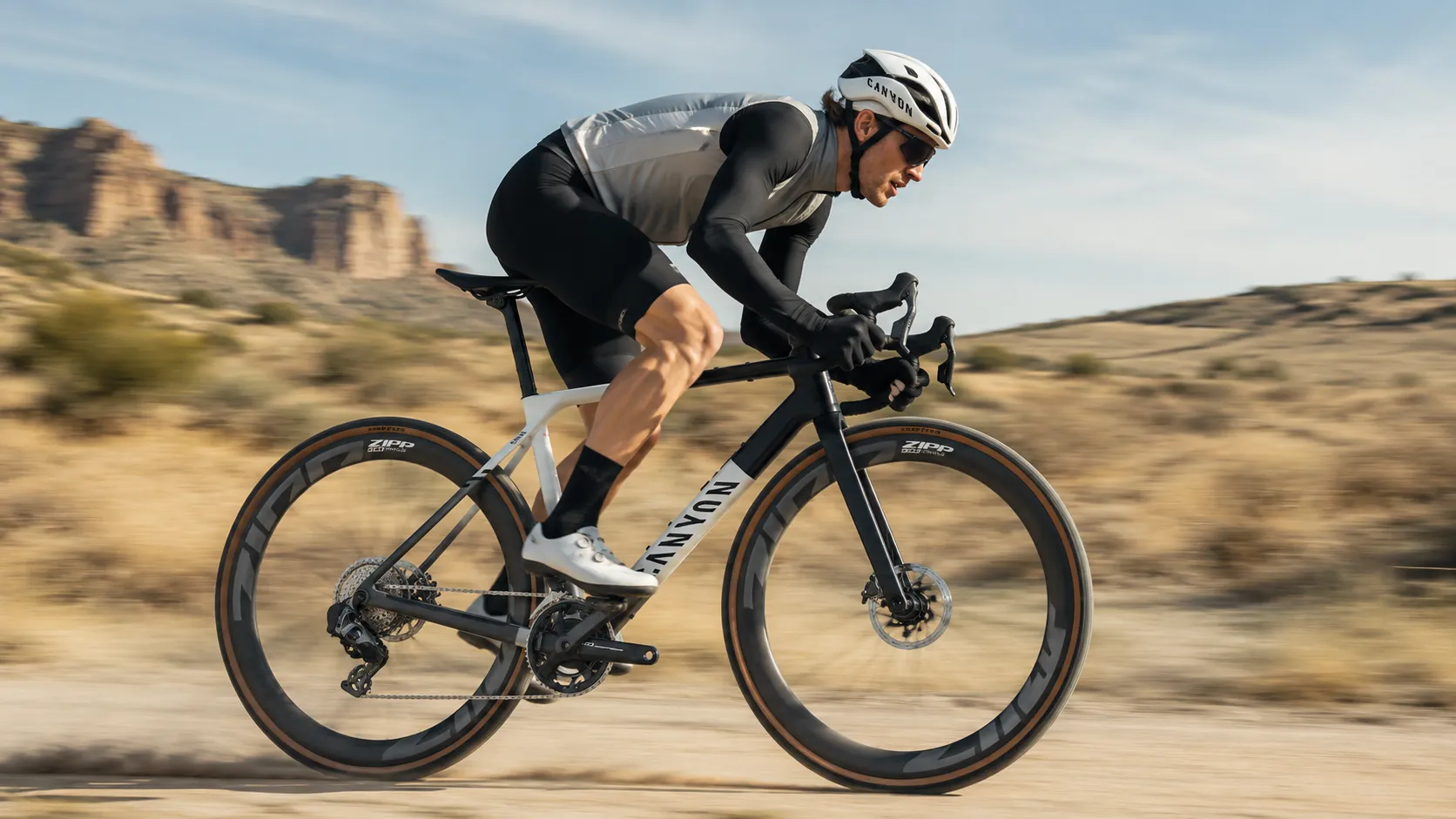 Canyon Grail CFR AXS – Ultra-Light Carbon Gravel Bike mit SRAM RED XPLR AXS (13-fach), Powermeter & Zipp 303 XPLR SW Carbon-Laufrädern – Image 5