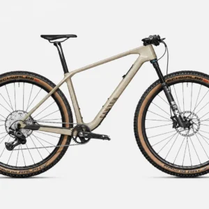Canyon Exceed CF 8 – High-End Carbon XC Hardtail mit Fox 32 Step-Cast 100mm, Canyon XC 30 CF Carbon-Laufrädern & Shimano Deore XT 4-Kolben-Bremsen
