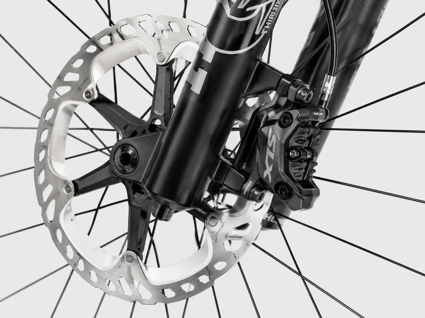 Canyon Spectral:ON CF 8 – E-MTB mit Karbonrahmen, Shimano EP801, Shimano Deore XT M8100 & Fox 36 Rhythm – Image 4