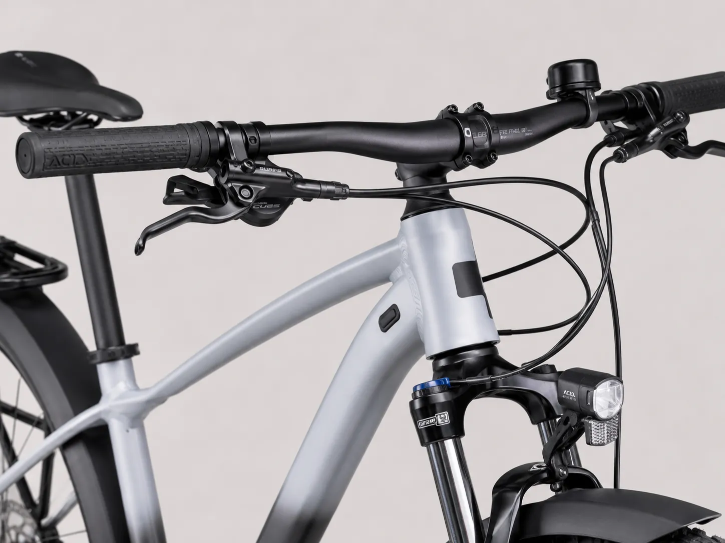 CUBE Aim Pro FE – Fully Equipped Aluminium Hardtail MTB mit SR Suntour XCT 100mm, Shimano Cues 11-Speed Linkglide, Nabendynamo & Schutzblechen – Image 3