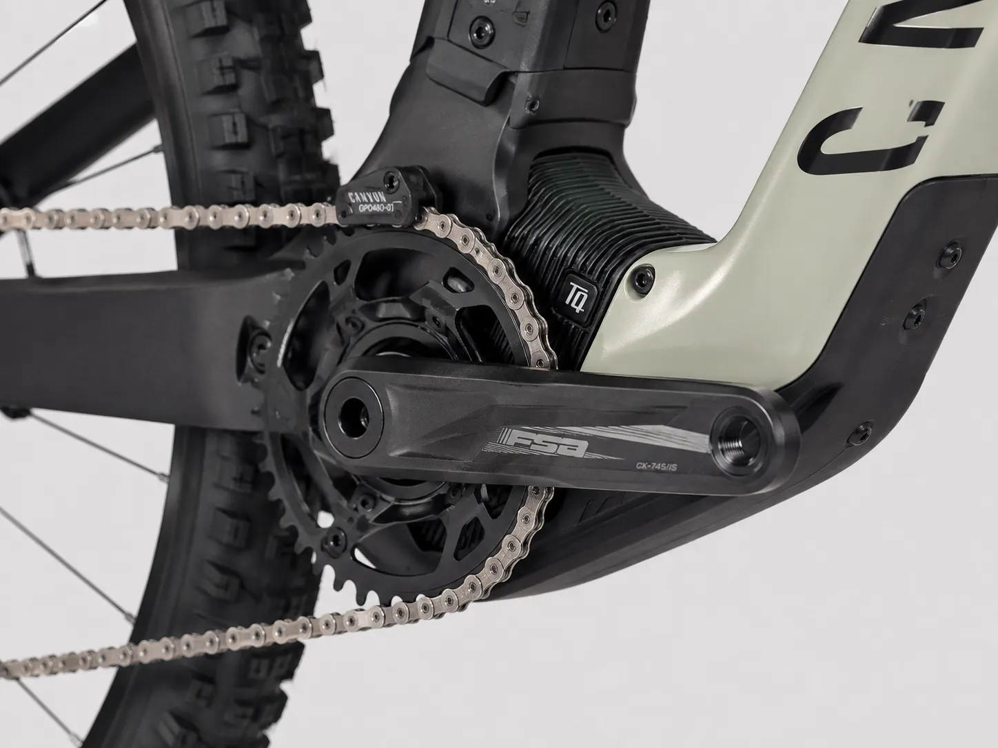 Canyon Spectral:ONfly CF 9 – Leichtes Light-E-MTB mit Karbonrahmen, TQ HPR50, FOX 36 Performance, DT Swiss & Shimano XT 4-Kolben – Image 3