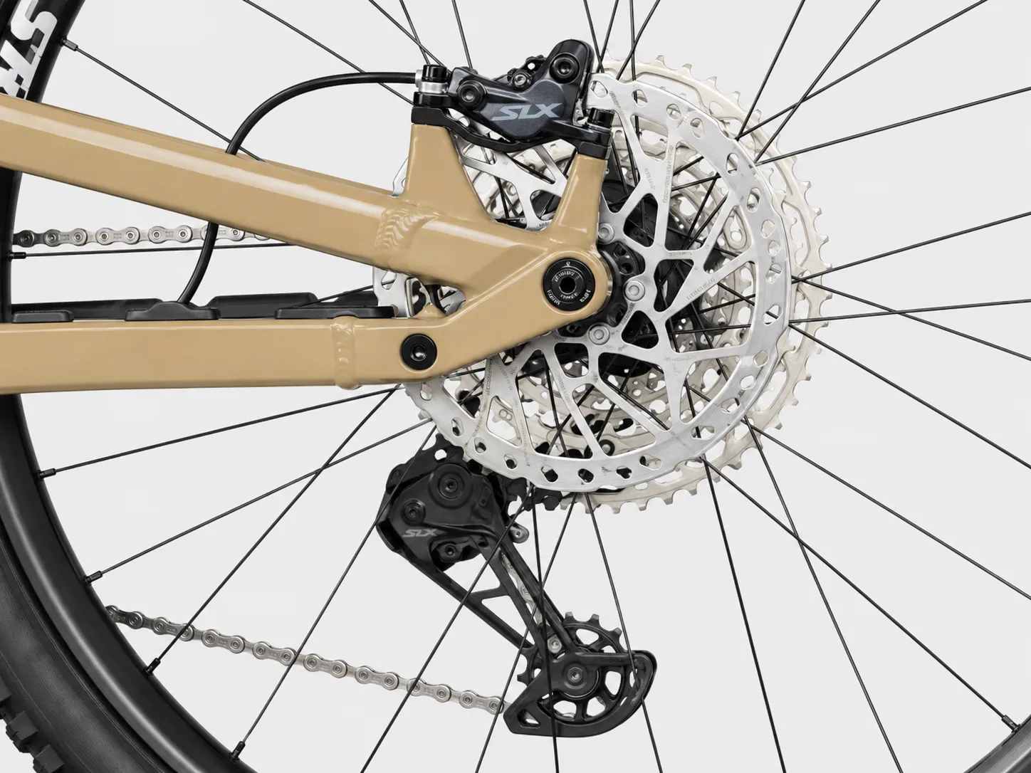 Canyon Spectral 6 – Performance Aluminium All-Mountain Fully mit FOX 36 Performance 150mm, FOX Float X Performance Dämpfer, Shimano XT/Deore 12-Speed & Shimano SLX 4-Kolben-Bremsen – Image 4