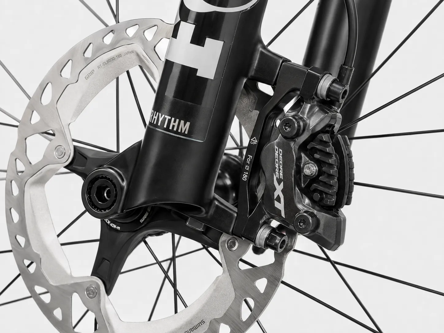 Canyon Lux Trail CF 6 – Downcountry Carbon Fully mit FOX 34 Rhythm 140mm, FOX Float Rhythm Dämpfer & Shimano Deore XT 4-Kolben-Bremsen – Image 4