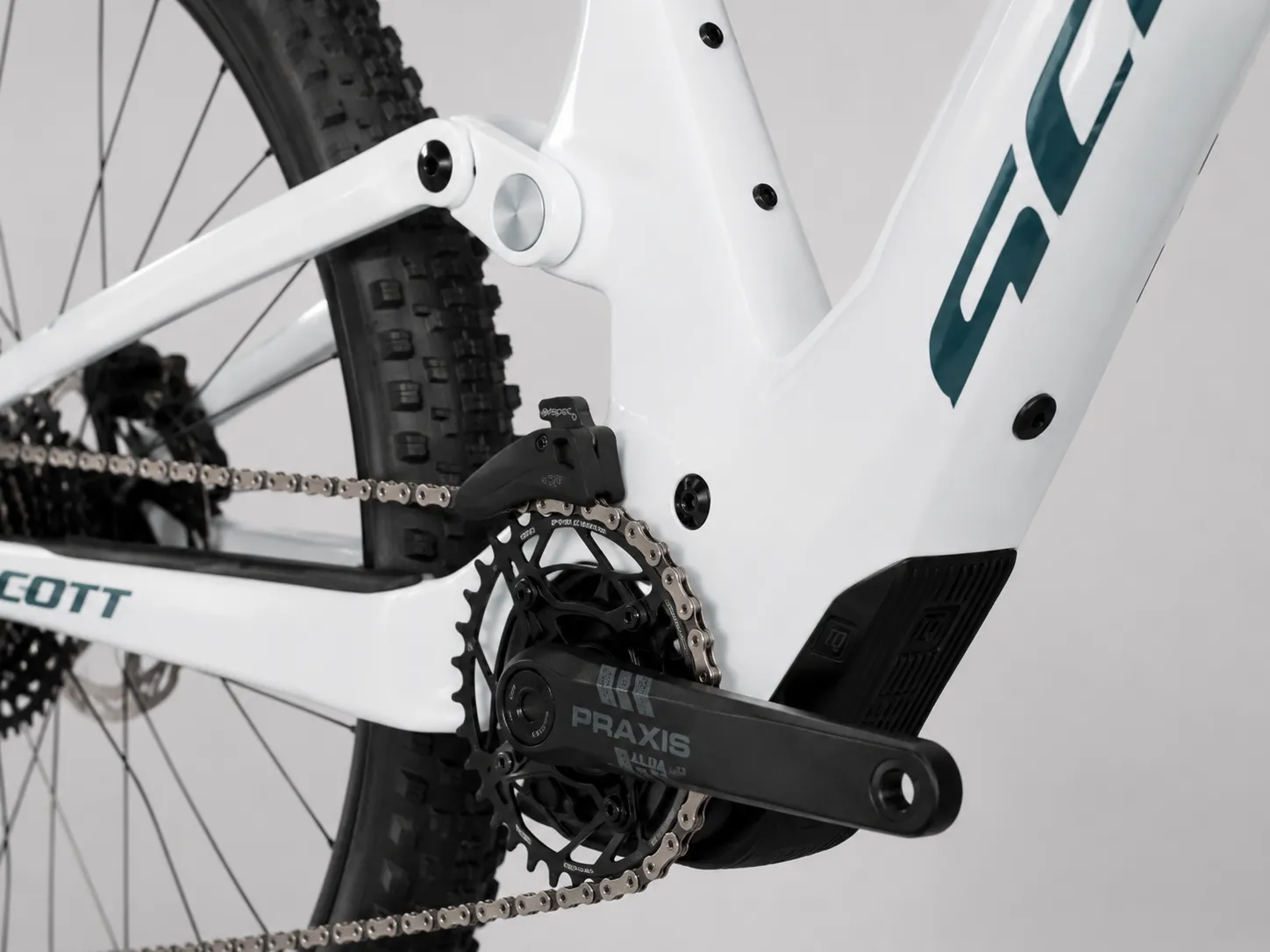 SCOTT Lumen eRIDE 920 – Light-E-MTB mit HMF Carbon Frame, TQ HPR60 360Wh, RockShox Recon Gold 140mm & SRAM Eagle 70 – Image 3