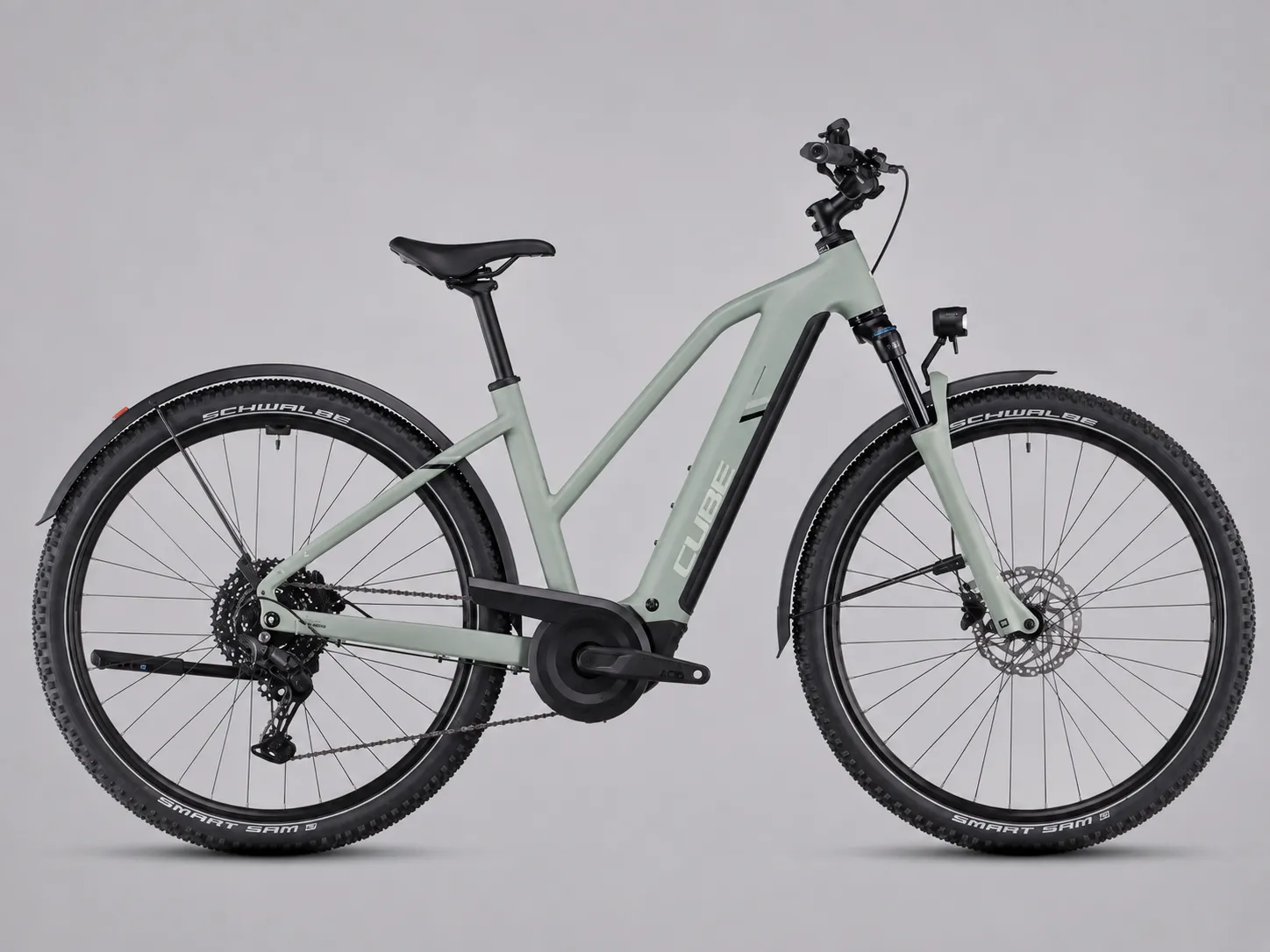CUBE Nuride Hybrid Pro 600 – Leistungsstarkes Offroad-Trekking E-Bike mit Bosch CX (BDU38), 600Wh, Luftfedergabel & Shimano Cues 10-Speed