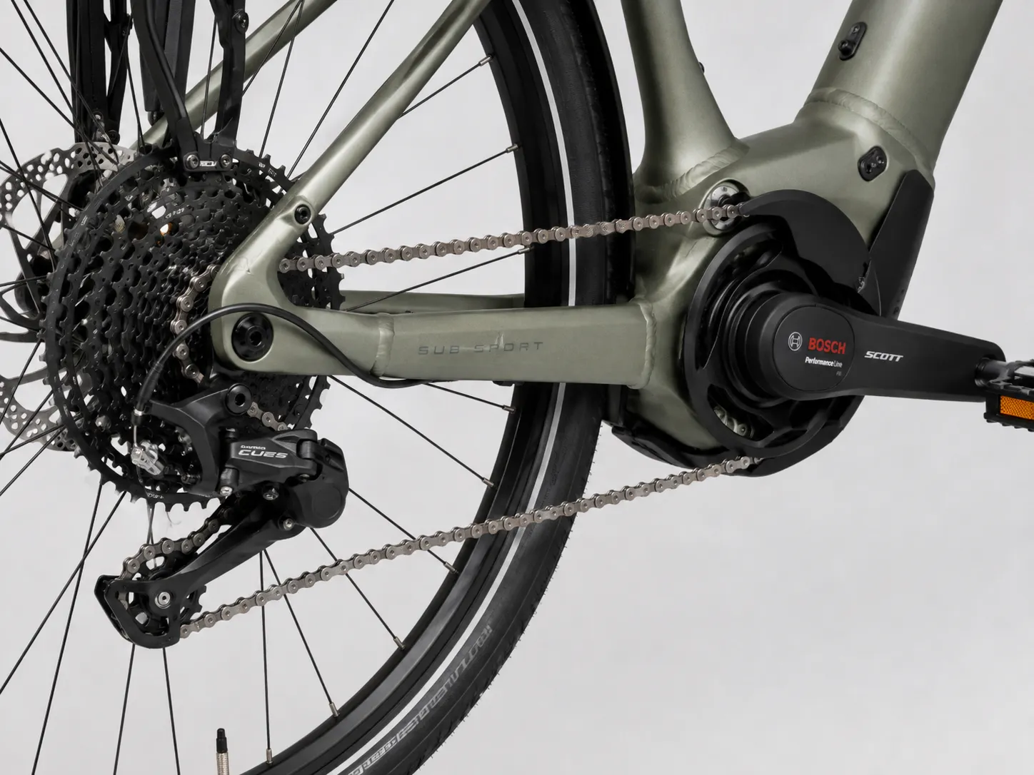 SCOTT Sub Sport 30 – E-Trekkingbike mit Bosch Performance Line, 540Wh Akku, Shimano CUES 9V & Purion 200 – Image 4
